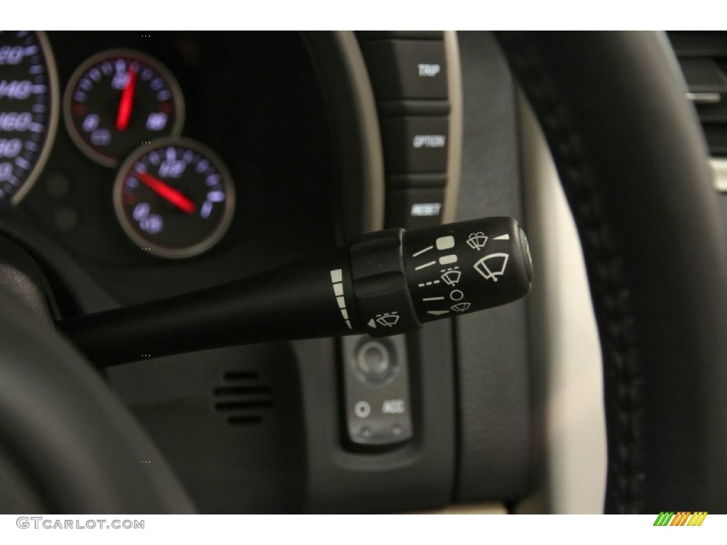 2005 Chevrolet Corvette Convertible Controls Photo #88161944