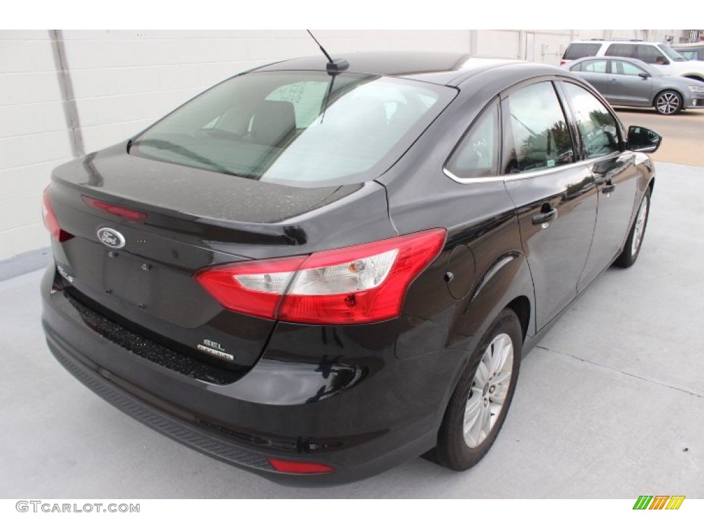 2012 Focus SEL Sedan - Black / Charcoal Black photo #4