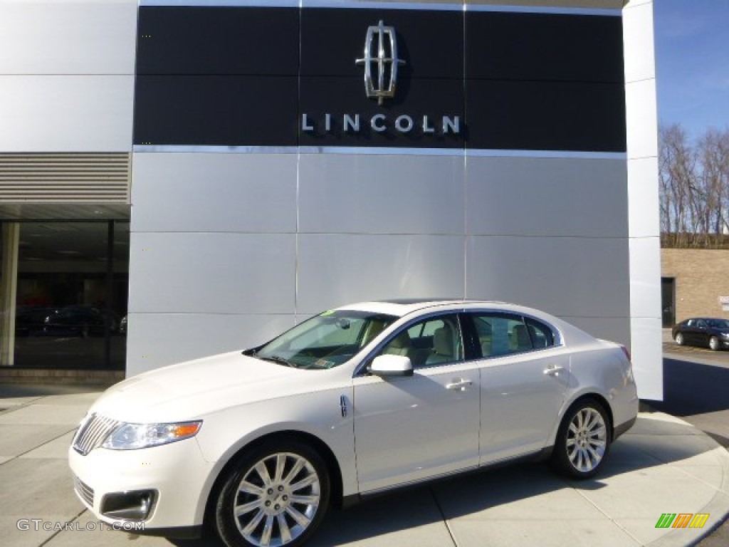 White Chocolate Tri-Coat Lincoln MKS