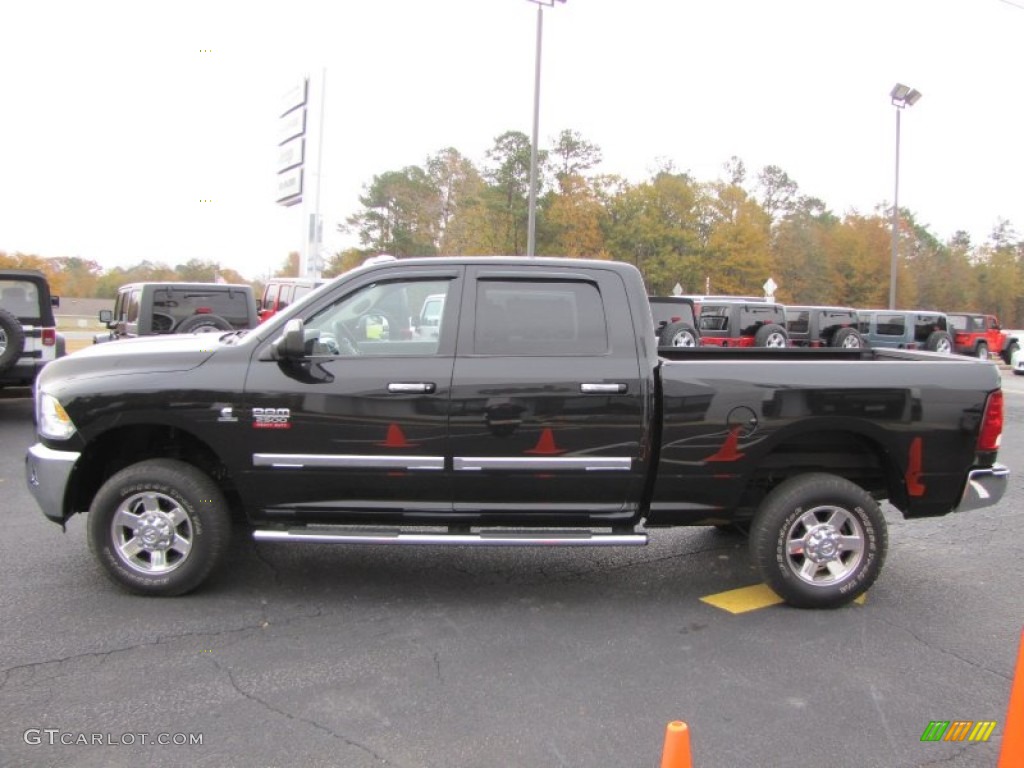 2011 Ram 2500 HD Big Horn Crew Cab 4x4 - Brilliant Black Crystal Pearl / Dark Slate/Medium Graystone photo #4