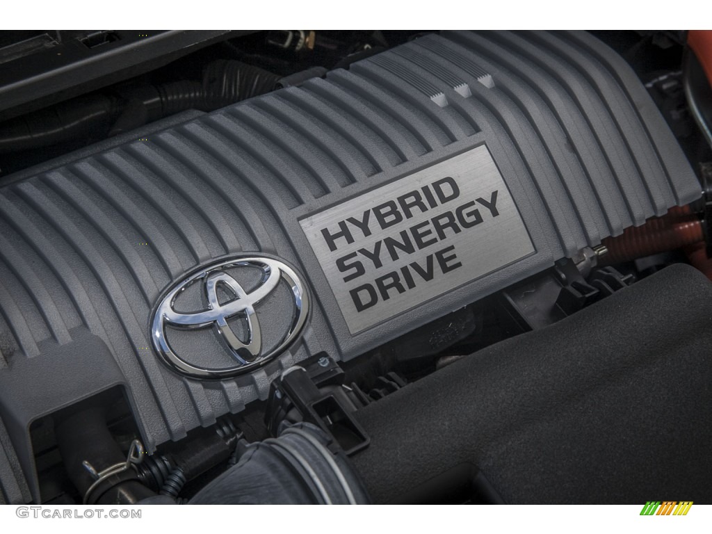 2012 Toyota Prius 3rd Gen Four Hybrid Marks and Logos Photos