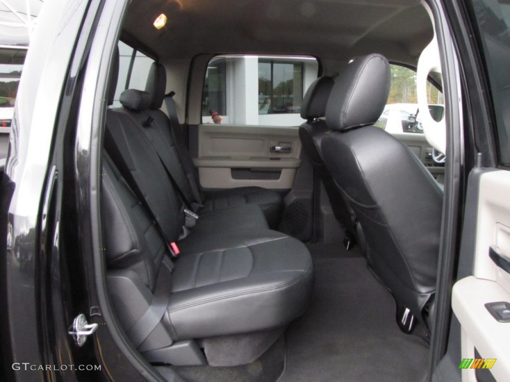 2011 Ram 2500 HD Big Horn Crew Cab 4x4 - Brilliant Black Crystal Pearl / Dark Slate/Medium Graystone photo #16