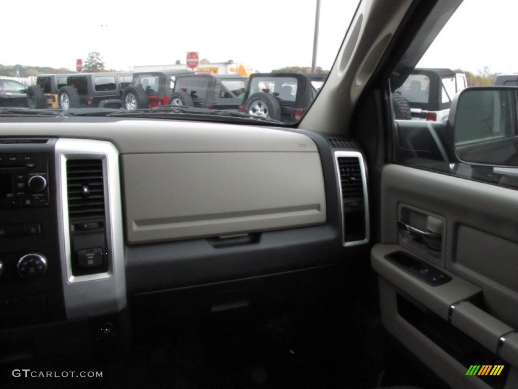 2011 Ram 2500 HD Big Horn Crew Cab 4x4 - Brilliant Black Crystal Pearl / Dark Slate/Medium Graystone photo #18