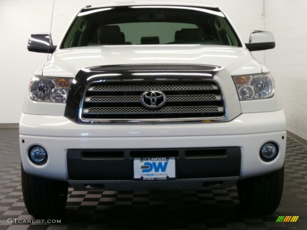 2007 Tundra Limited CrewMax 4x4 - Super White / Beige photo #2