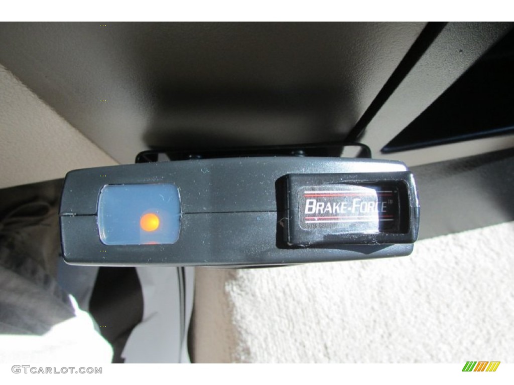 2006 F150 XLT SuperCrew - Oxford White / Tan photo #38