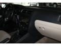 Candy White - Jetta SE Sedan Photo No. 33
