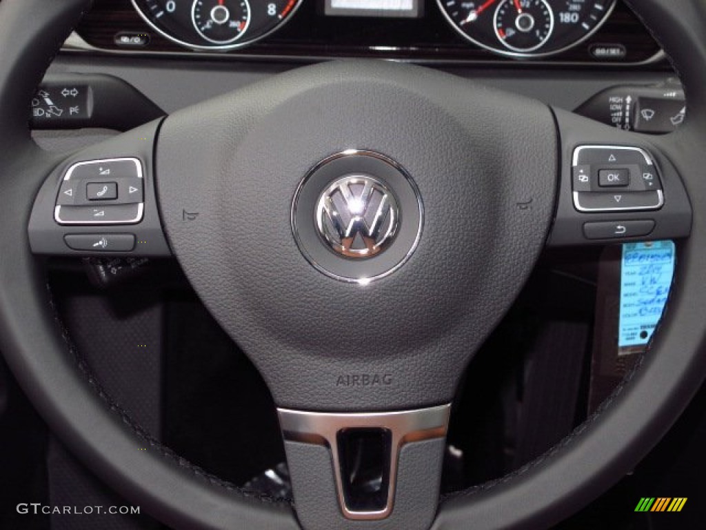 2014 Volkswagen CC Executive Truffle/Black Steering Wheel Photo #88177568