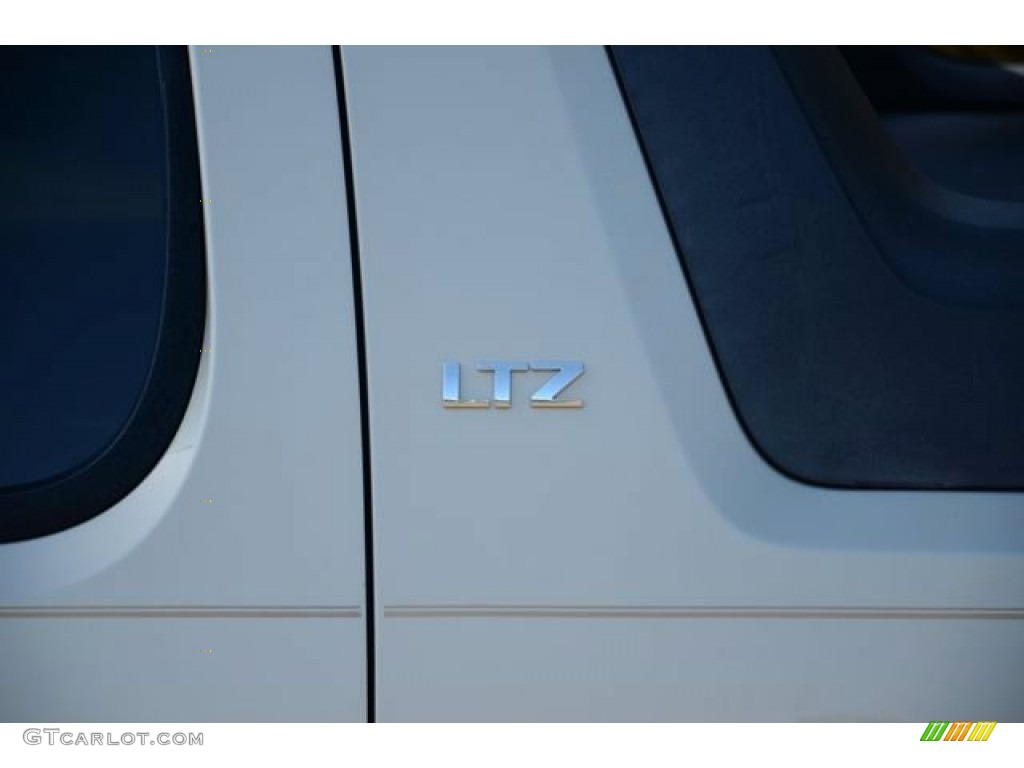 2007 Avalanche LTZ 4WD - Silver Birch Metallic / Ebony/Light Cashmere photo #9