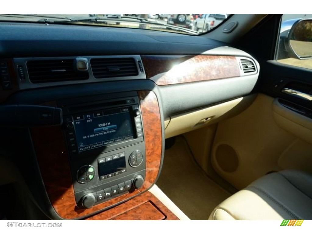 2007 Avalanche LTZ 4WD - Silver Birch Metallic / Ebony/Light Cashmere photo #30