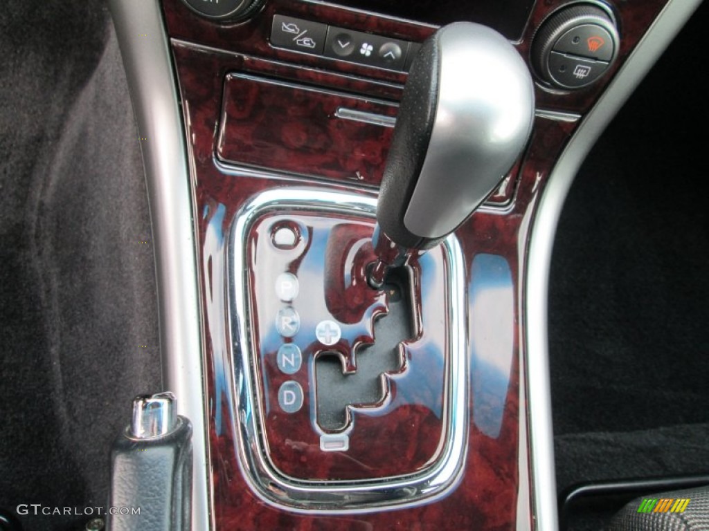 2005 Legacy 2.5 GT Wagon - Brilliant Silver Metallic / Charcoal Black photo #25