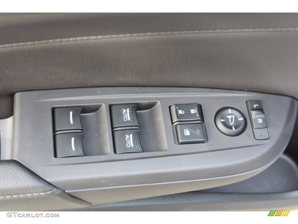 2014 Acura ILX 2.0L Premium Controls Photo #88186841