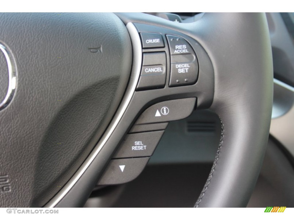 2014 Acura ILX 2.0L Premium Controls Photo #88186910