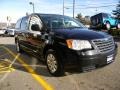 2010 Brilliant Black Crystal Pearl Chrysler Town & Country LX  photo #4