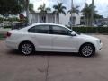 Candy White - Jetta SE Sedan Photo No. 6