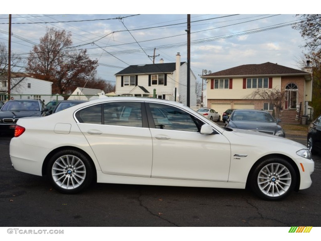 Alpine White 2011 BMW 5 Series 535i xDrive Sedan Exterior Photo #88195056