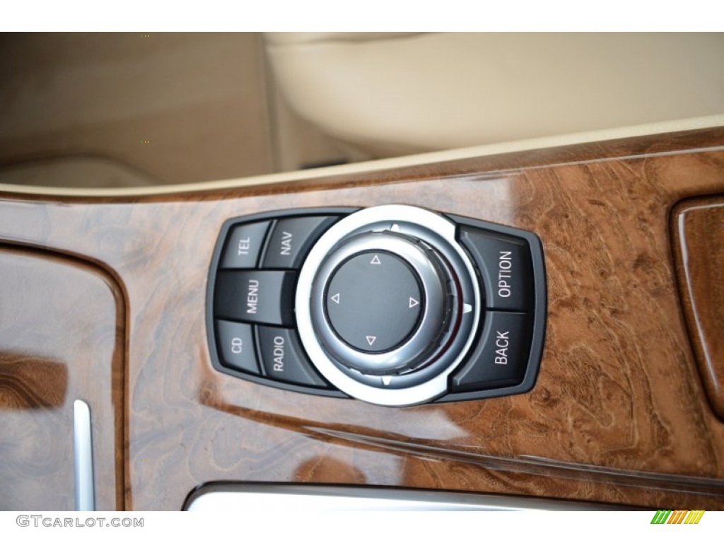 2011 BMW 5 Series 535i xDrive Sedan Controls Photo #88195402