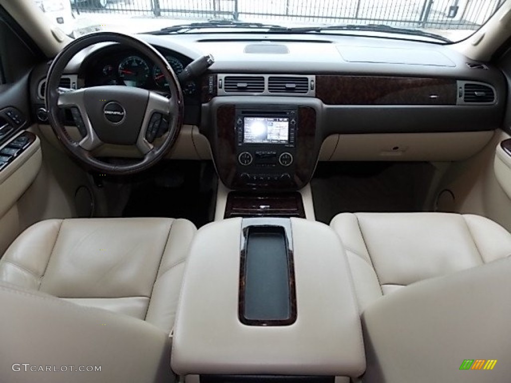 2011 GMC Yukon Denali AWD Light Tan Dashboard Photo #88195413