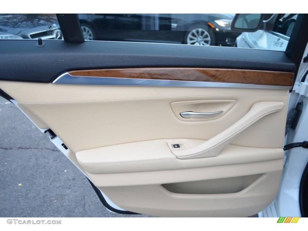 2011 BMW 5 Series 535i xDrive Sedan Venetian Beige Door Panel Photo #88195560