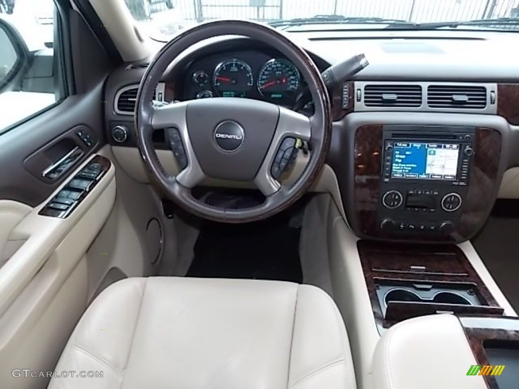 2011 GMC Yukon Denali AWD Light Tan Dashboard Photo #88195671