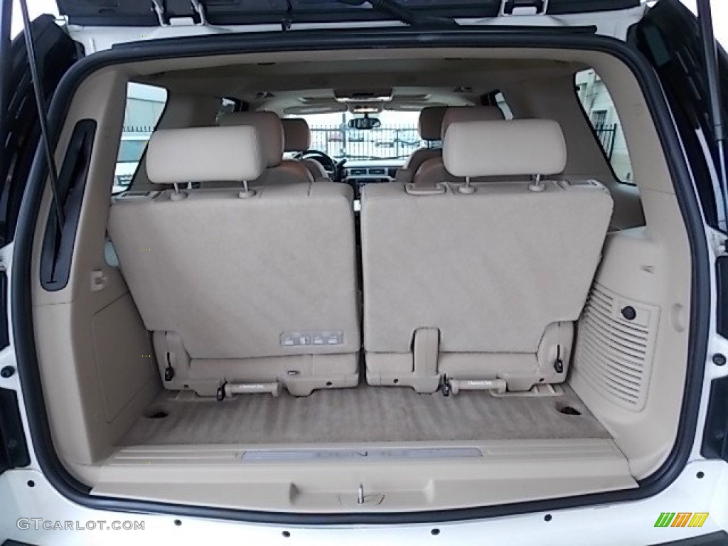 2011 GMC Yukon Denali AWD Trunk Photos