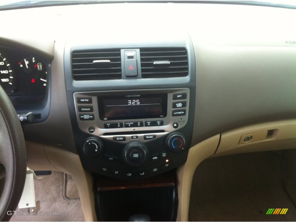 2006 Accord EX Sedan - Desert Mist Metallic / Ivory photo #14