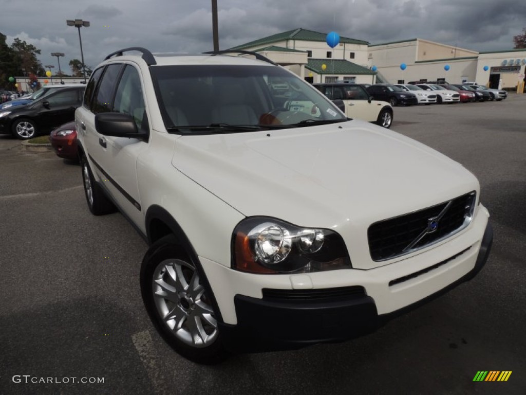 2003 XC90 T6 AWD - White / Taupe/Light Taupe photo #1
