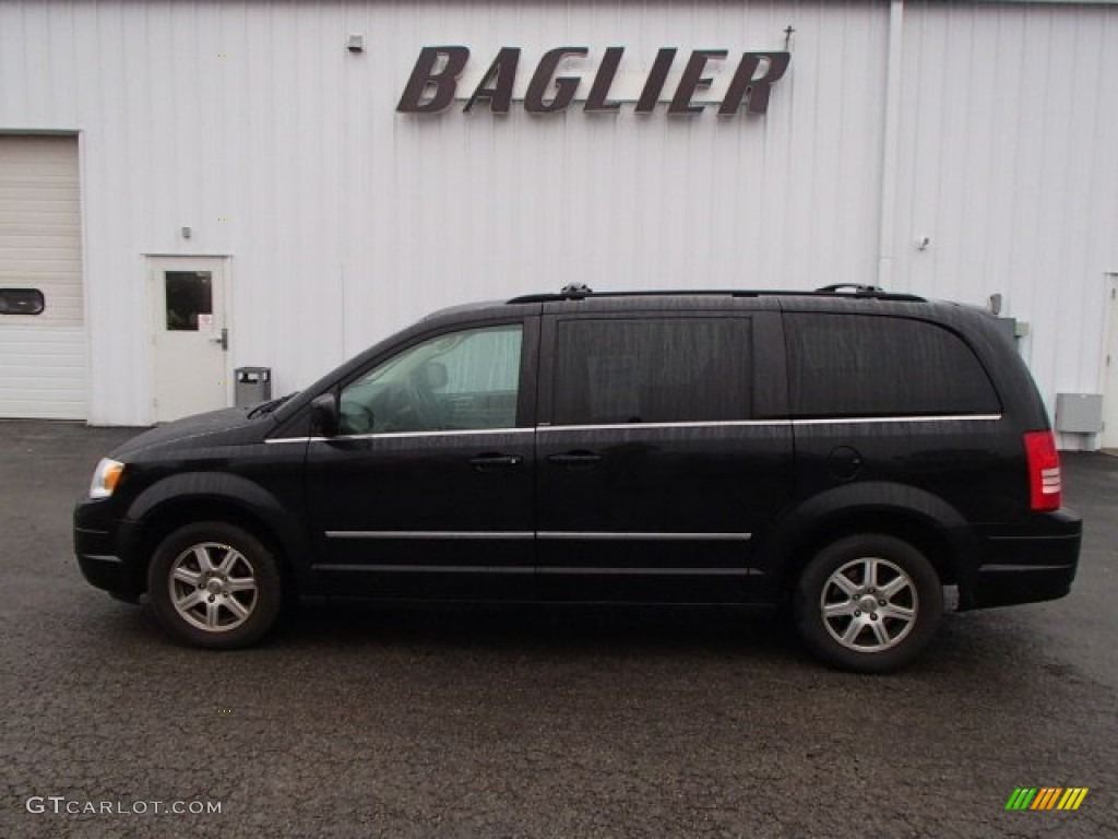 2009 Town & Country Touring - Brilliant Black Crystal Pearl / Medium Slate Gray/Light Shale photo #1