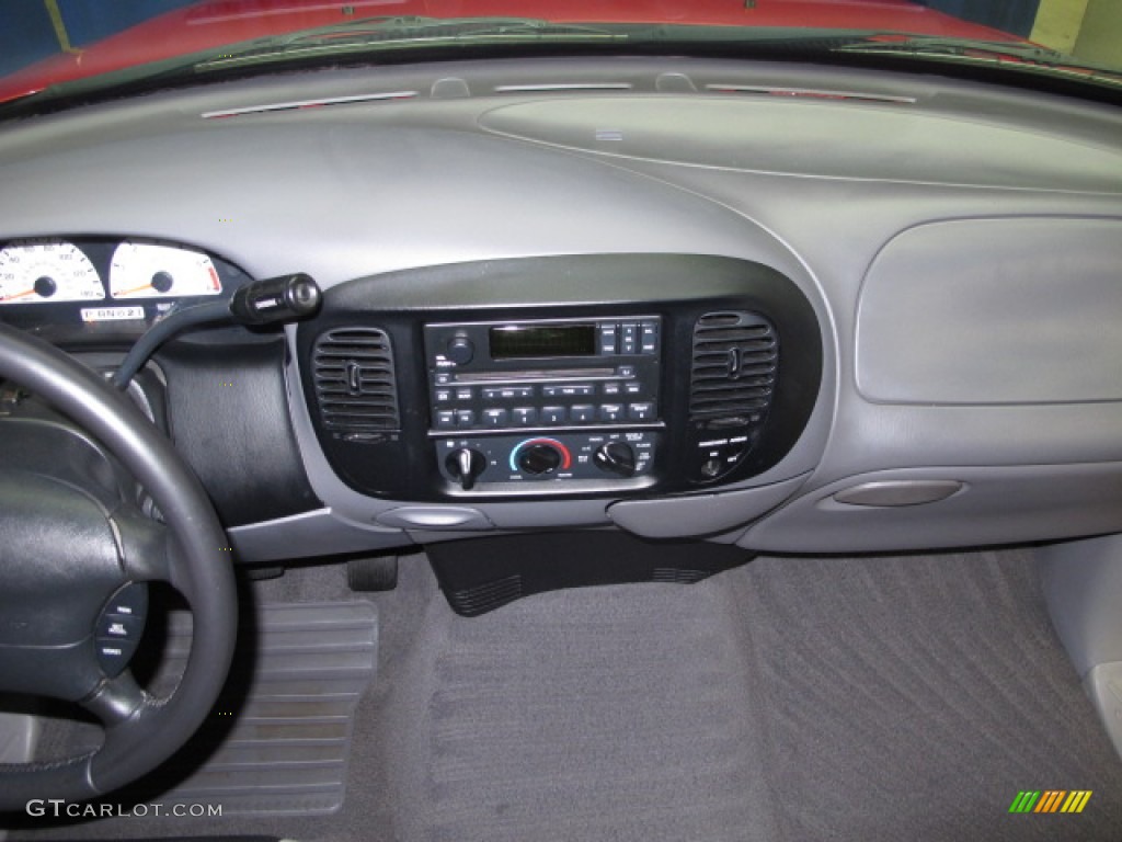 2000 F150 SVT Lightning - Bright Red / Medium Graphite photo #19