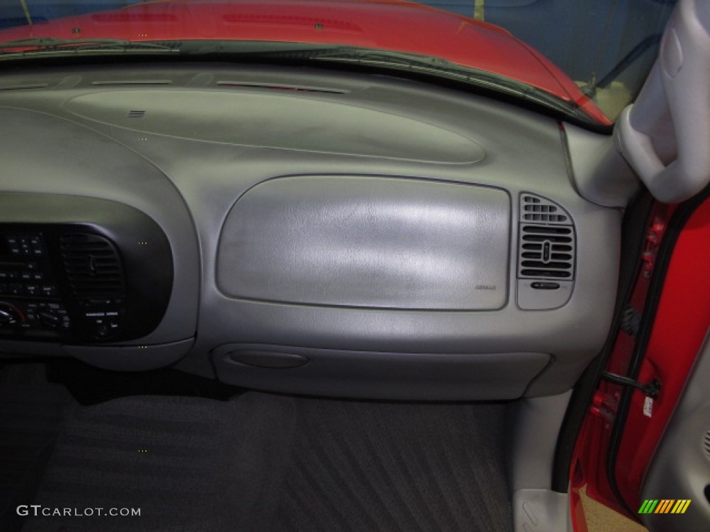 2000 F150 SVT Lightning - Bright Red / Medium Graphite photo #20