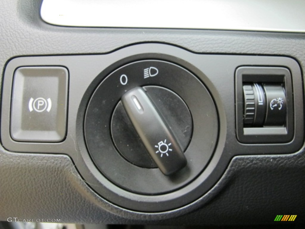 2008 Passat Turbo Wagon - Reflex Silver / Black photo #33