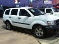 Bright White - Durango SXT Photo No. 5