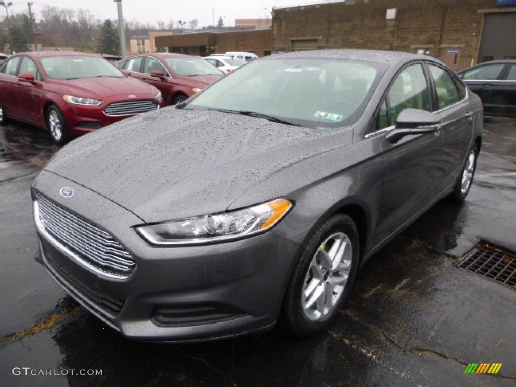 2014 Fusion SE - Sterling Gray / Dune photo #5