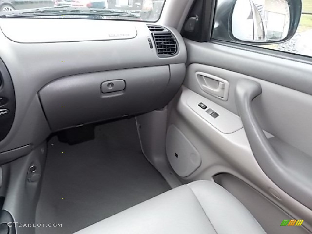 2007 Sequoia SR5 - Bluesteel Mica / Light Charcoal photo #14