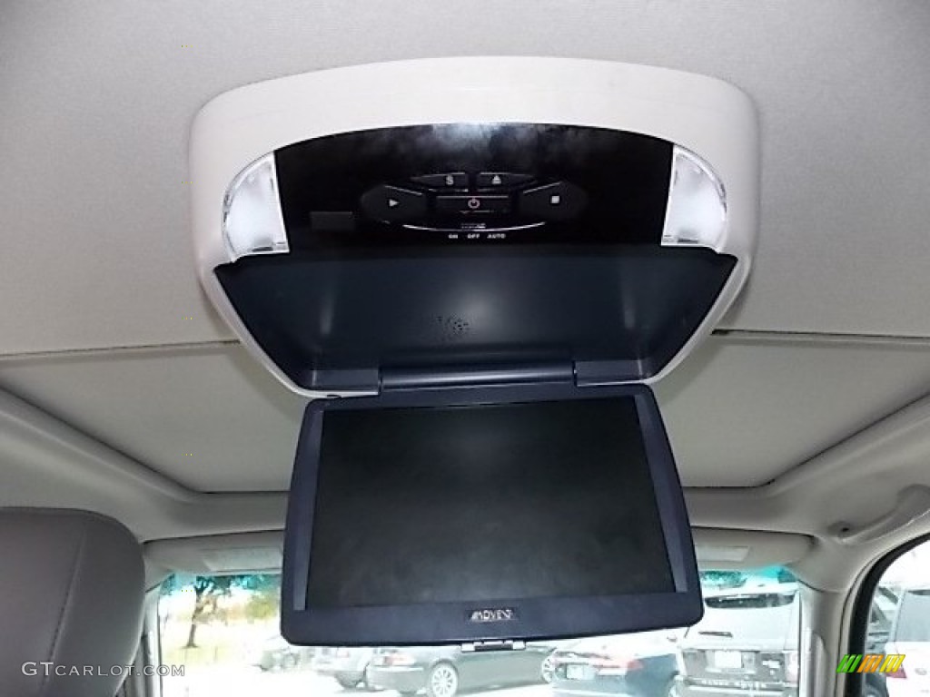 2007 Sequoia SR5 - Bluesteel Mica / Light Charcoal photo #16
