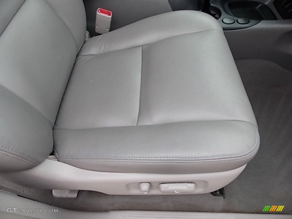 2007 Sequoia SR5 - Bluesteel Mica / Light Charcoal photo #24