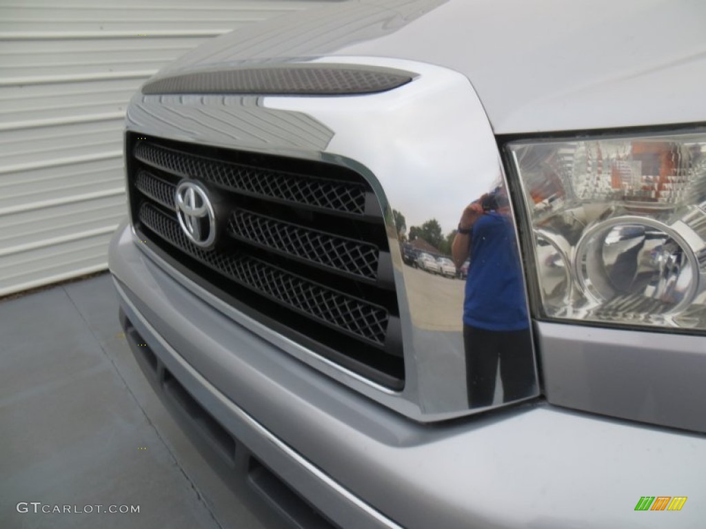 2008 Tundra SR5 CrewMax - Silver Sky Metallic / Graphite Gray photo #11