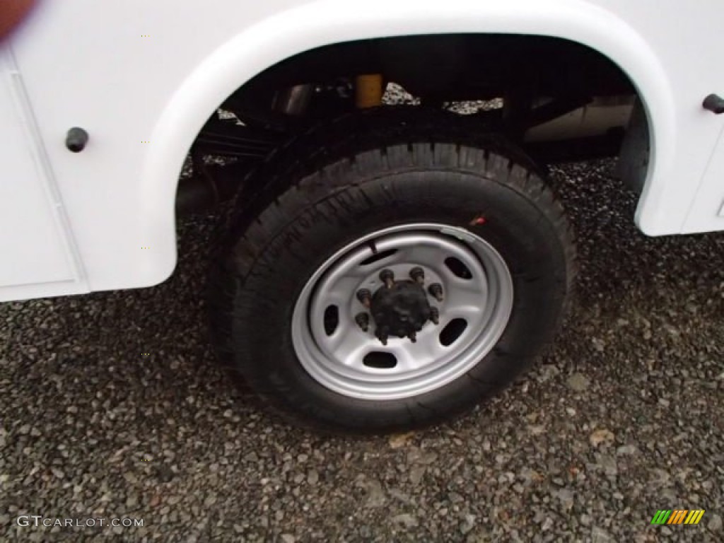 2014 F350 Super Duty XL SuperCab 4x4 Utility Truck - Oxford White / Steel photo #9