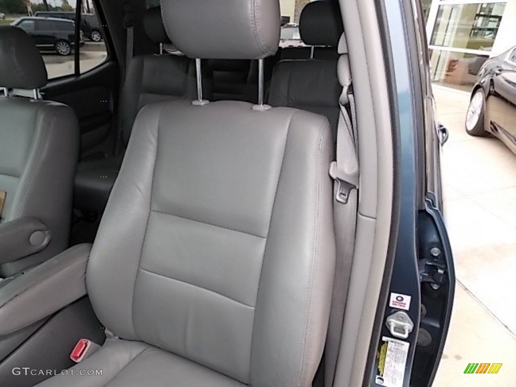 2007 Sequoia SR5 - Bluesteel Mica / Light Charcoal photo #39