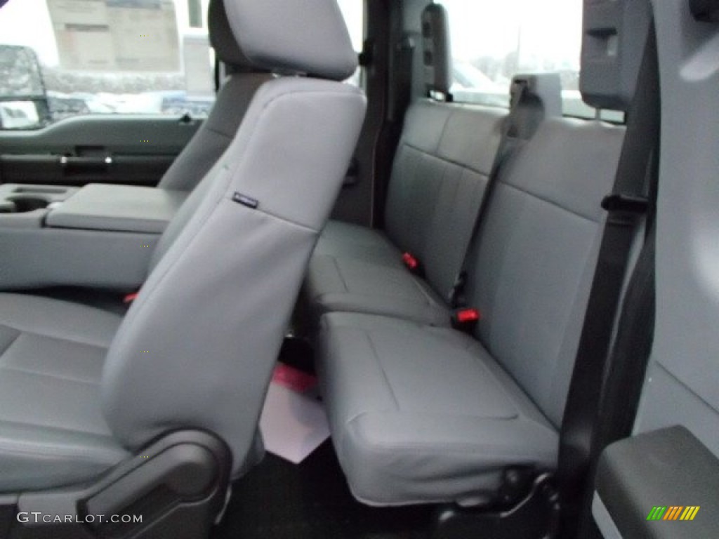 2014 F350 Super Duty XL SuperCab 4x4 Utility Truck - Oxford White / Steel photo #13