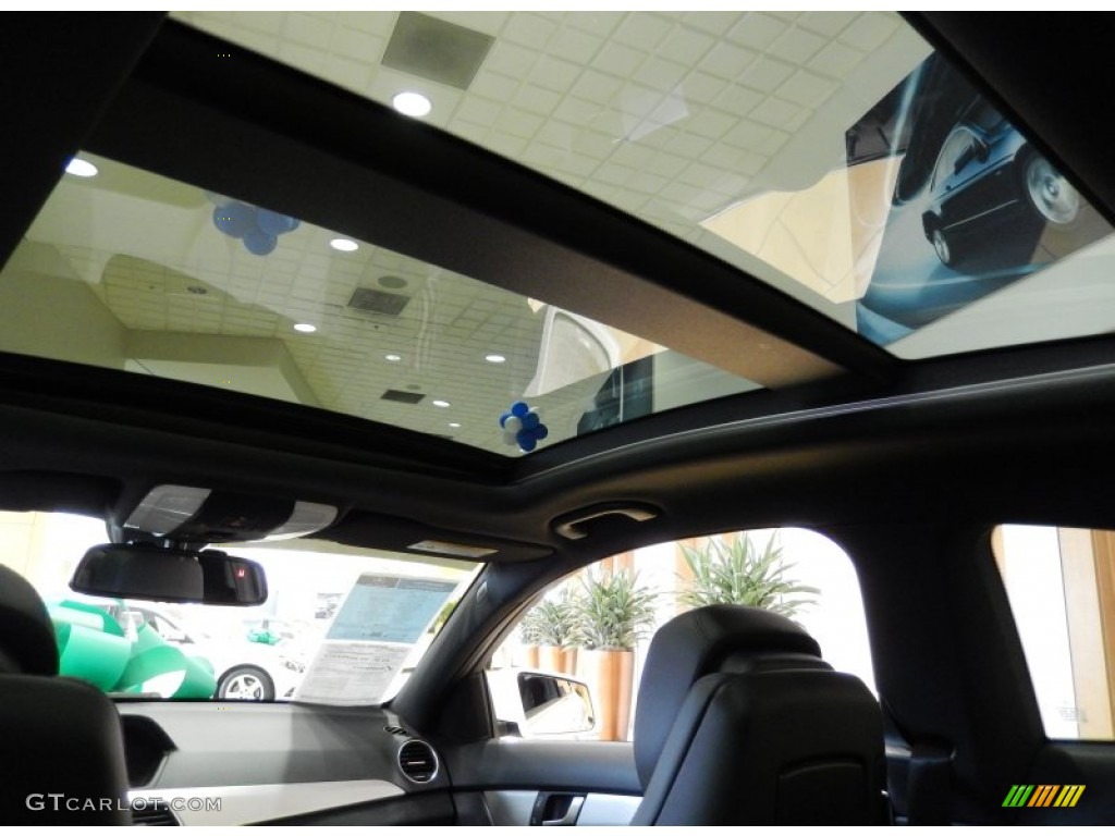2013 Mercedes-Benz C 63 AMG Sunroof Photos
