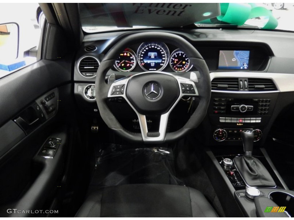 2013 Mercedes-Benz C 63 AMG AMG Black Dashboard Photo #88214601
