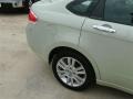 Natural Neutral Metallic - Focus SEL Sedan Photo No. 8