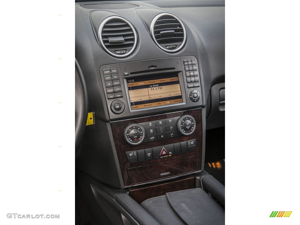 2010 Mercedes-Benz ML 350 Controls Photo #88220523