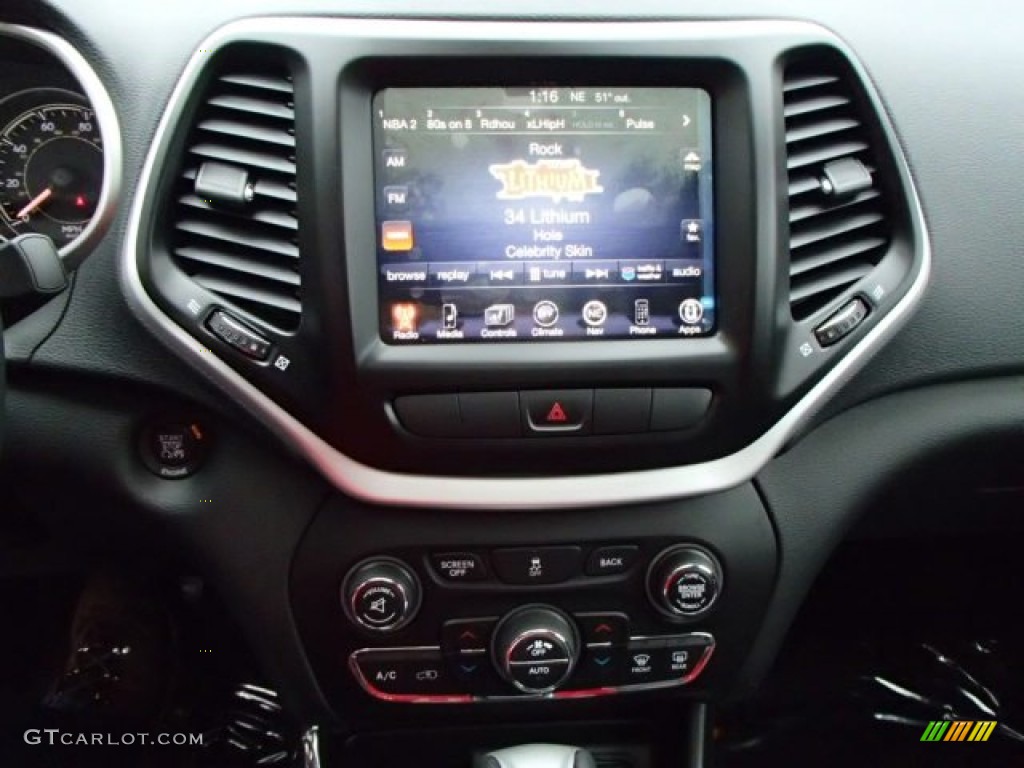 2014 Jeep Cherokee Limited 4x4 Controls Photo #88220550