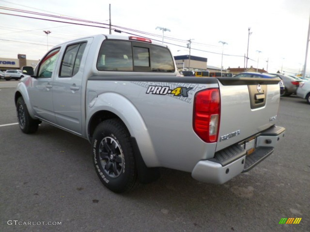 Brilliant Silver 2014 Nissan Frontier Pro-4X Crew Cab 4x4 Exterior Photo #88220559