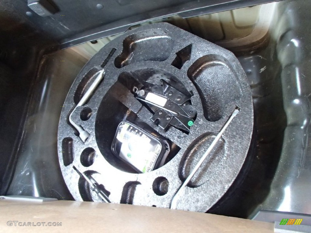 2009 G3  - Carbon Black Metallic / Charcoal photo #21