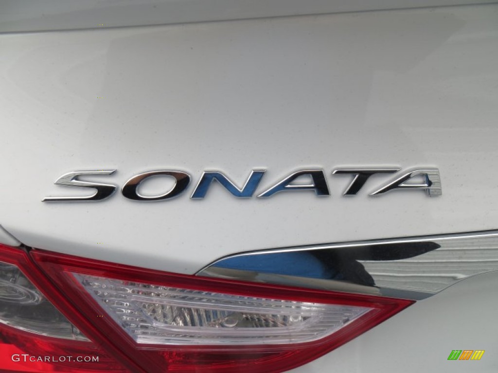 2014 Sonata SE - Pearl White / Black photo #14