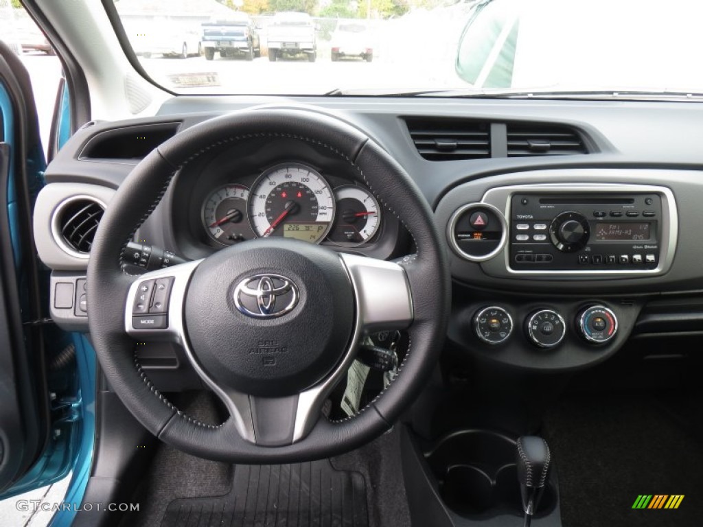 2014 Toyota Yaris SE 5 Door Dark Gray Dashboard Photo #88227438