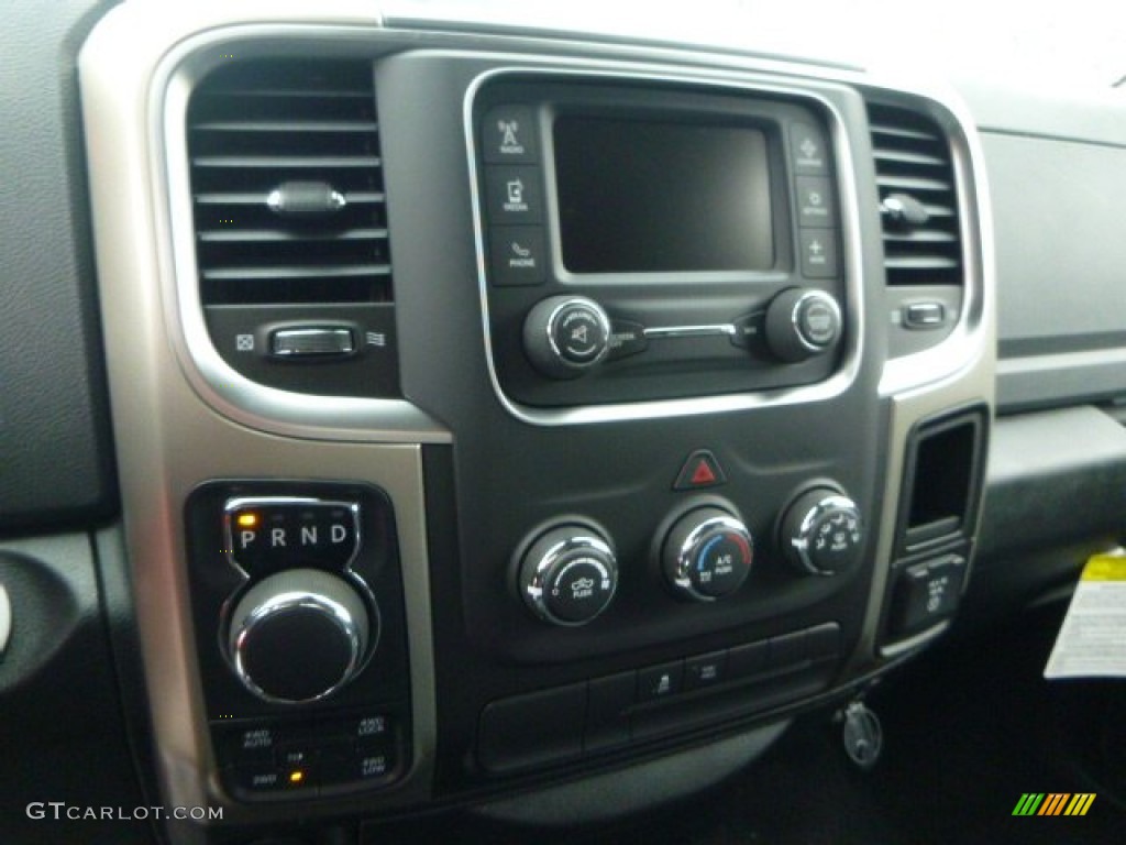 2014 1500 SLT Crew Cab 4x4 - Bright White / Black/Diesel Gray photo #19