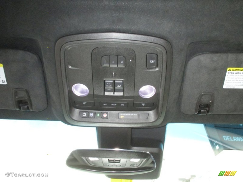 2014 Cadillac XTS Vsport Platinum AWD Controls Photo #88229835